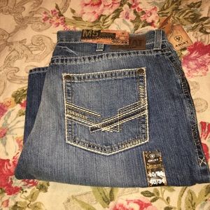 NWT Men’s Ariat Jeans